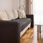 Marko Apartament Podstrana