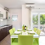 Apartament Marko *