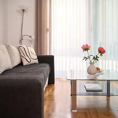 Apartment Marko Podstrana